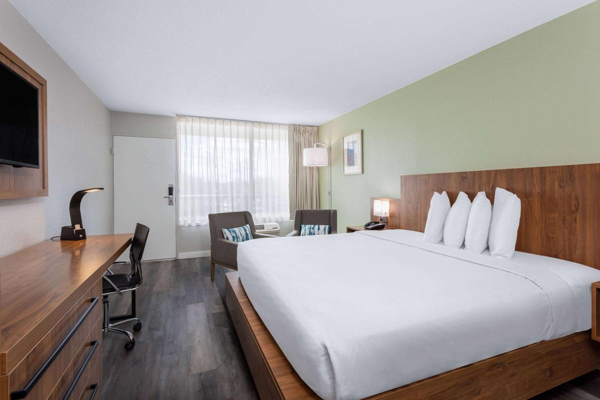Ramada By Wyndham Altamonte Springs Near I-4 Hotel Екстериор снимка