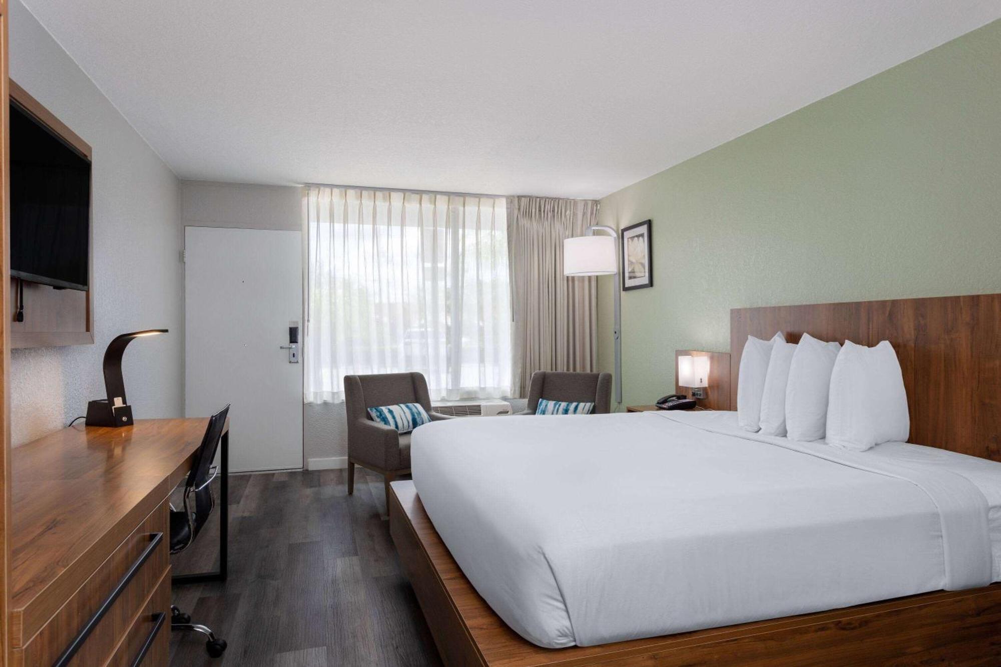 Ramada By Wyndham Altamonte Springs Near I-4 Hotel Екстериор снимка